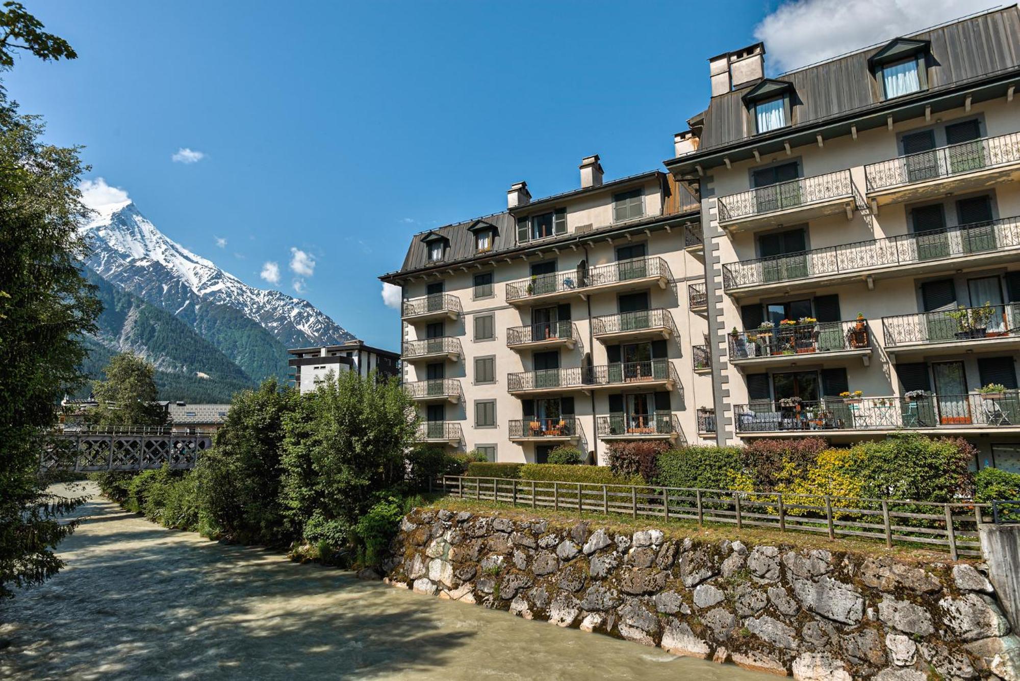 Winn, Alpes Travel, Chamonix, Sleeps 6 * Chamonix Mont Blanc