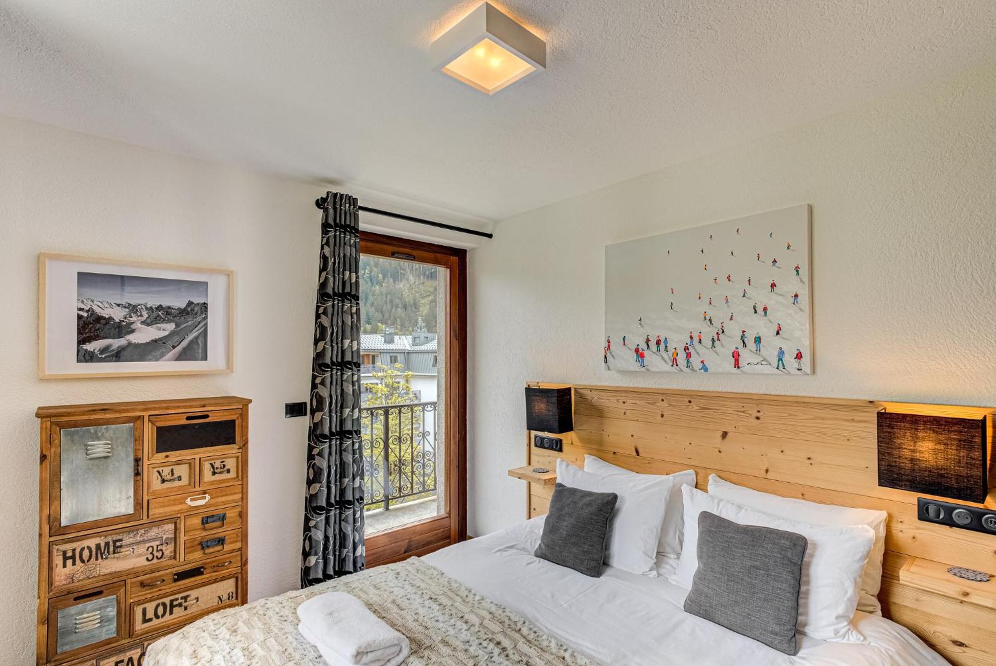 Winn, Alpes Travel, Chamonix, Sleeps 6